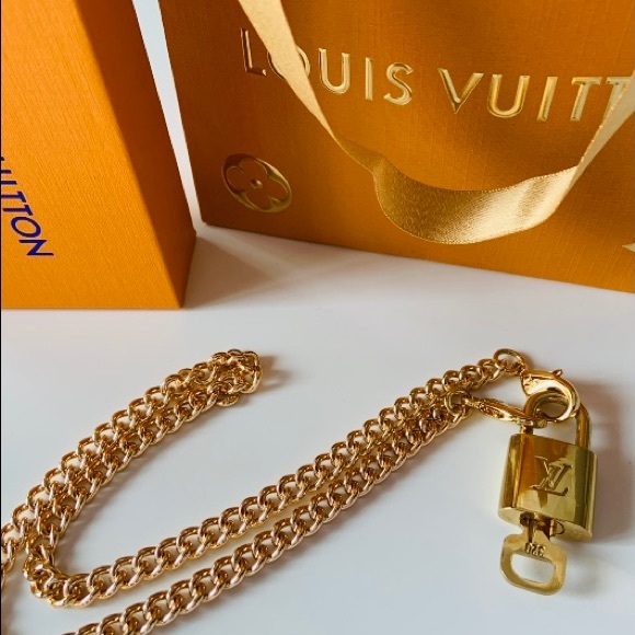 LOUIS VUITTON PADLOCK & MATCHING CHAIN W/BOX BAG - Picture 3 of 13